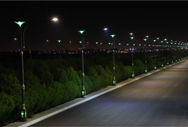 چراغ‌های خیابان و بزرگراه با فناوری‌‌نانو تمیز باقی می‌مانند