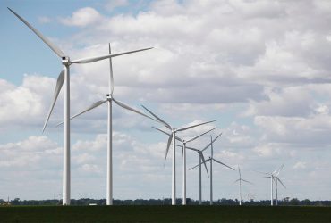 تفاهم‌نامه‌ای برای بومی‌سازی تجهیزات تولید برق با استفاده از انرژی باد