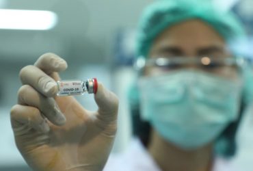 نگرانی از نرسیدن واکسن غربی/تایلند به دنبال تولید واکسن ضدکرونای بومی