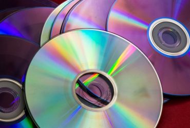 نازک‌ترین CD جهان، اطلاعات در مقیاس اتمی ذخیره می‌شود