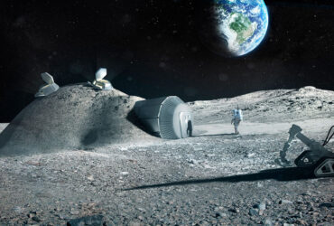 ماه‌نوردی که نقش گرافن در سفرهای اکتشافی ماه را بررسی می‌کند