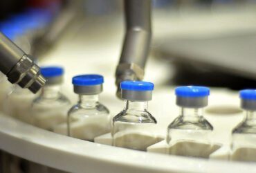 تولید صنعتی نانوذرات لیپیدی در چین برای پشتیبانی از تولید دارو و واکسن نانویی