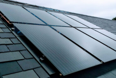 برای خنک‌کردن پنل‌های خورشیدی چه راهبردهایی وجود دارد؟