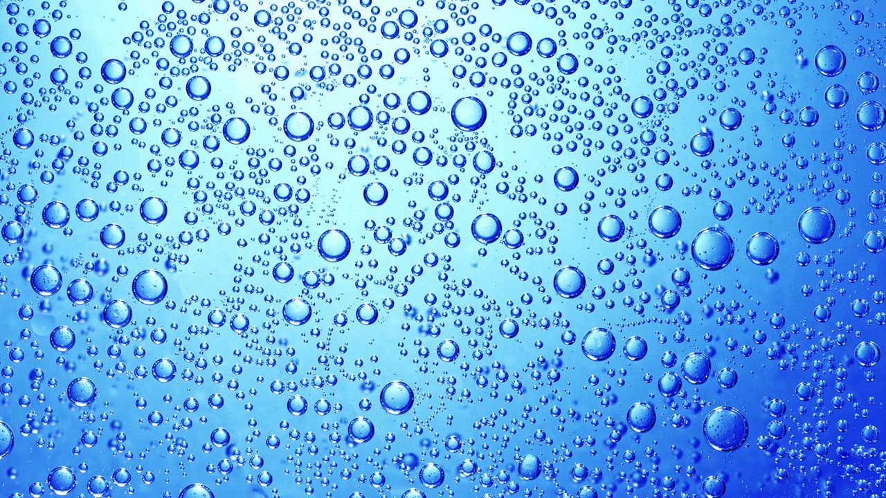 از منظر کاربرد صنعتی، چرا نانوحباب‌ها نسبت به حباب‌های معمول بهتر هستند؟