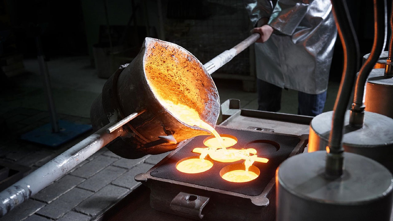 تولید کنسانتره و نانواکسیدهای آهن از پسماندهای صنعتی
