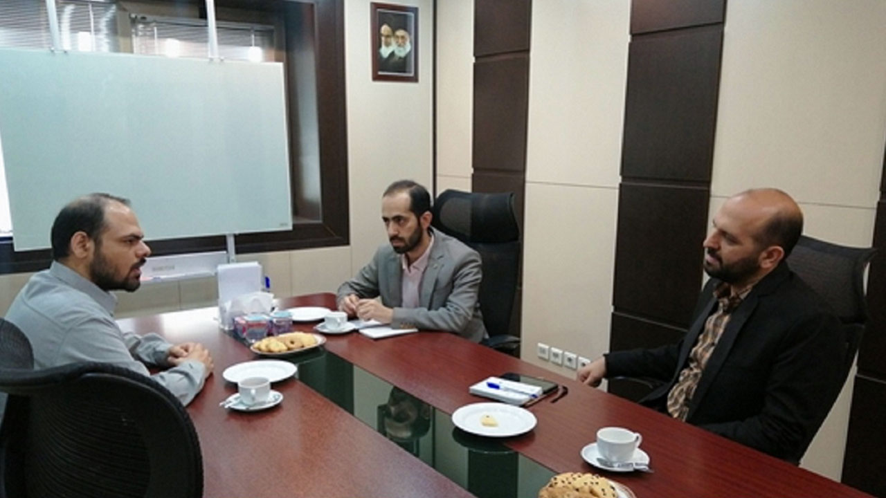 «همیار صنعت» و «هسته‌های مسئله‌محور» طرح‌های کلیدی بنیاد نخبگان خوزستان برای رفع چالش‌های صنعتی