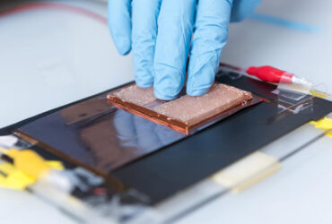 طراحی نانوژنراتورهای پوشیدنی که ضدباکتری هم هستند