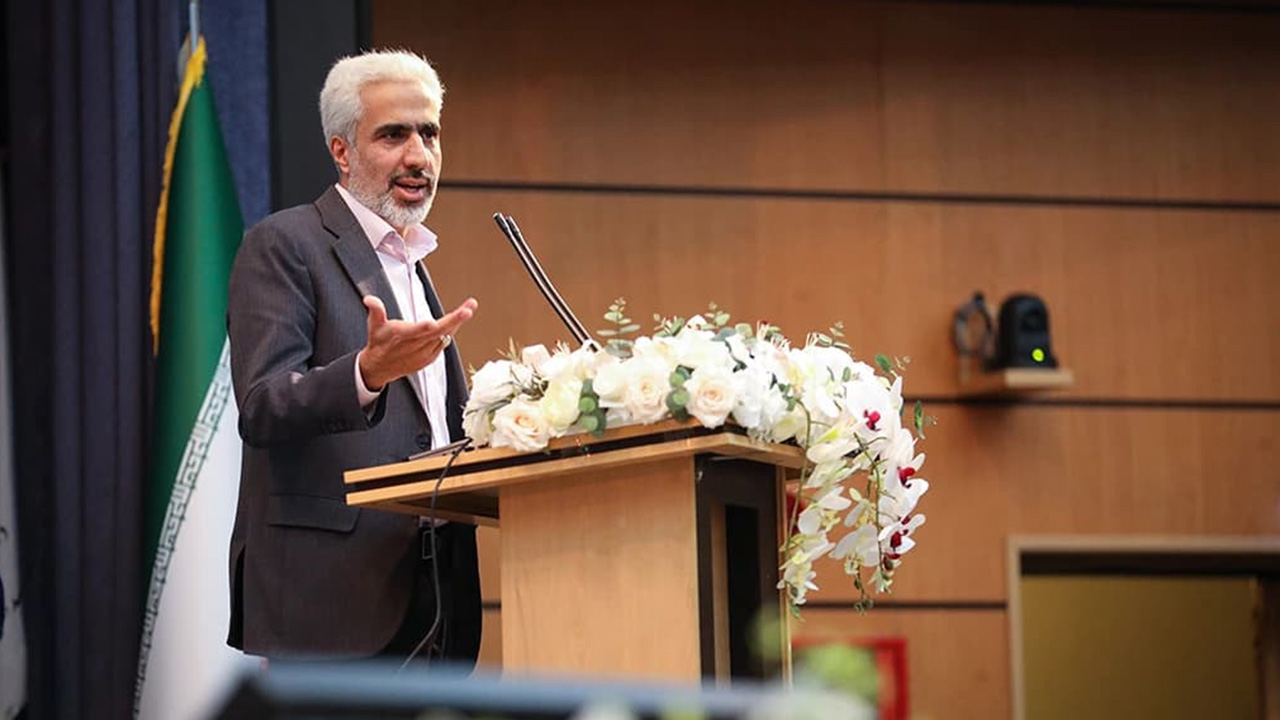 افتتاحیه و رقابت‌های علمی و بازدید پوسترها در روز اول سومین جشنواره نانوپزشکی