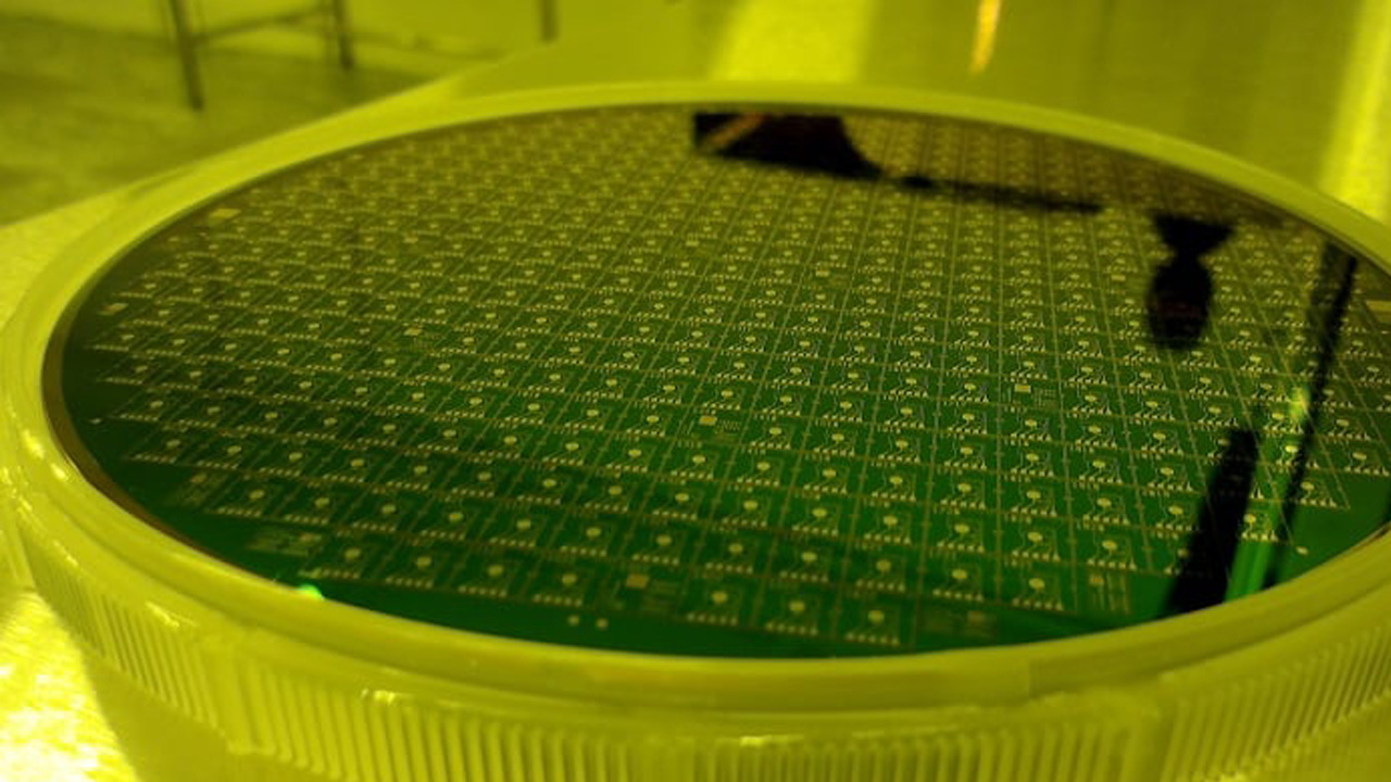 تولید نخستین ویفر شش‌اینچی گرافنی؛ گامی برای صنعتی‌سازی الکترونیک گرافنی