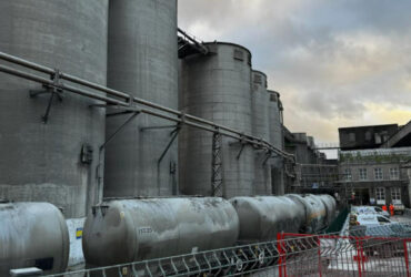 رکوردشکنی در صنعت سیمان؛ تولید ۶۰۰ تن سیمان تقویت‌شده با گرافن