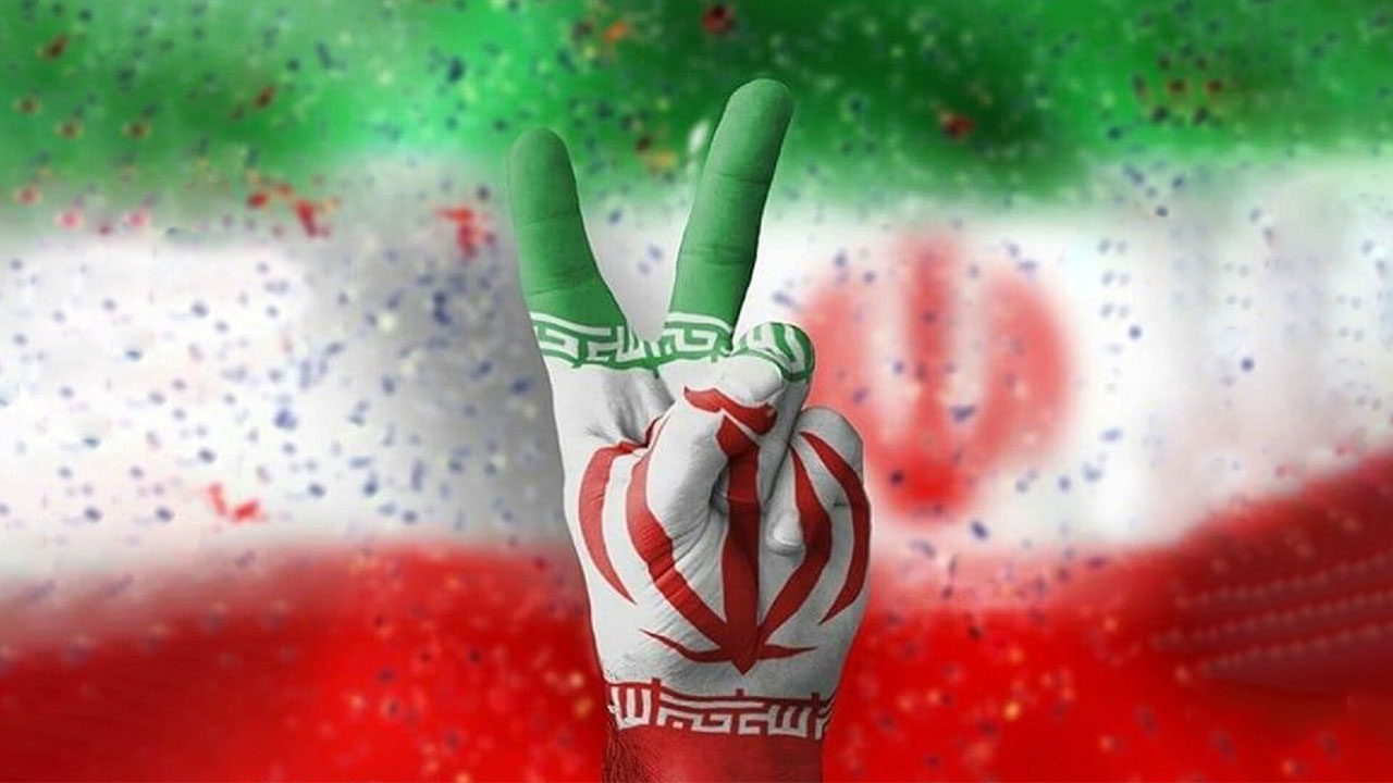 پیام همبستگی تیم ملی نانو ایران در برابر تهدیدهای کشورهای متخاصم