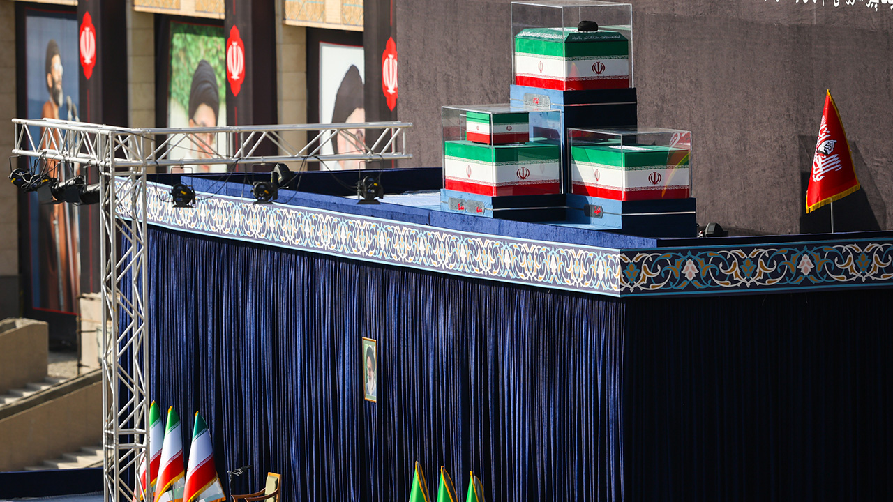وداع باشکوه تهران با امام شهید امت